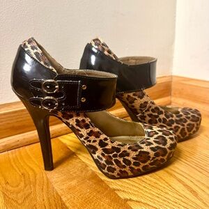 Dollhouse Leopard Print Mary Jane High Heels with Black Patent Strap Size 8